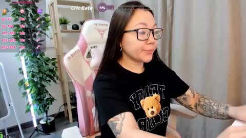 Snapshot of sabrina_sven chatting on 8, 2, 2026 GMT7TueWedThuFriSatSun 0100am-0700am online show from 8, 2, 2026