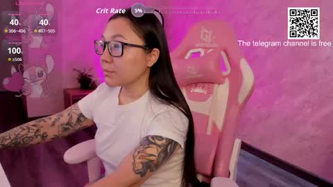 Snapshot of sabrina_sven chatting on 18, 2, 2026 GMT7TueWedThuFriSatSun 0100am-0700am online show from 18, 2, 2026