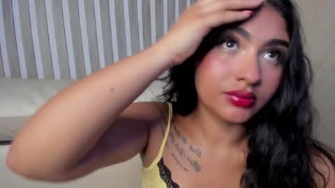 Snapshot of sabrinahims_ chatting on 20, 2, 2025 mariana online show from 20, 2, 2025