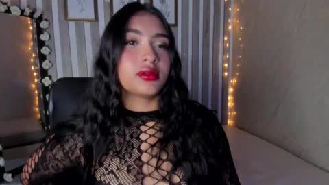 Snapshot of sabrinahims_ chatting on 25, 2, 2025 mariana online show from 25, 2, 2025