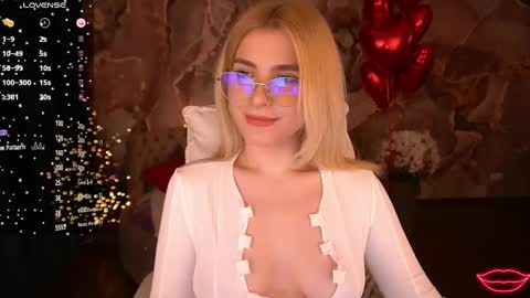 Snapshot of sabrinamuse chatting on 16, 2, 2025 Sabrina online show from 16, 2, 2025