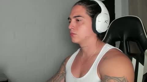 Im CryDuran    Instagram   CryDuraann  online show from 16, 1, 2026