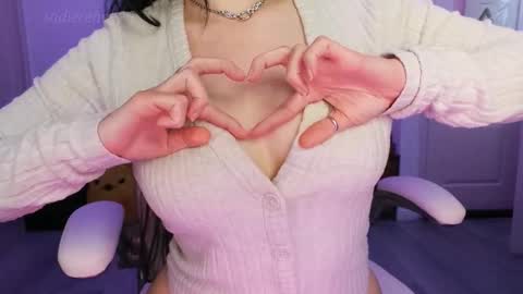 Sadie Renee  online show from 16, 10, 2025