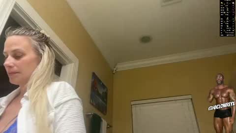 Snapshot of sadierw chatting on 4, 4, 2026 SadieRW online show from 4, 4, 2026