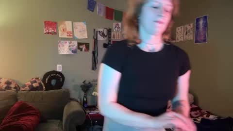 sadomas0kiss online show from 2, 3, 2025