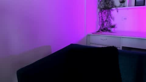 Cami online show from 17, 4, 2026