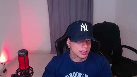 saenz_hotx online show from 28, 1, 2025