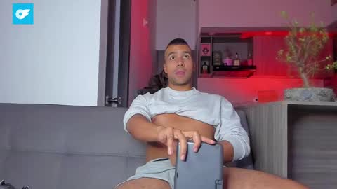 Snapshot of sag_1998 chatting on 17, 2, 2025 Sag online show from 17, 2, 2025