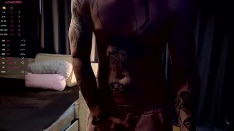 Adam online show from 5, 12, 2025