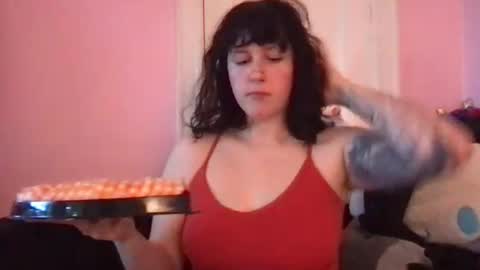 Snapshot of sagesinclaire chatting on 23, 6, 2026 Sage Sinclaire online show from 23, 6, 2026