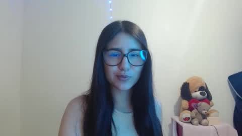 Sahaliefox  online show from 2, 10, 2025