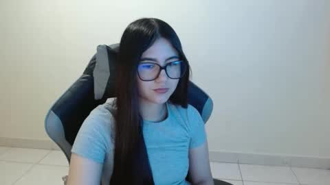 Sahaliefox  online show from 11, 11, 2025