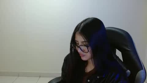 Sahaliefox  online show from 11, 5, 2026