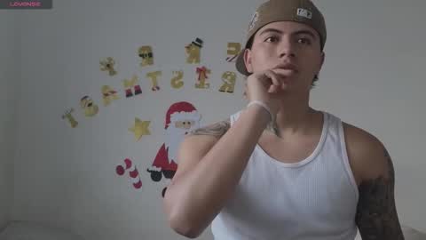 Sahara y Thiago online show from 15, 12, 2025