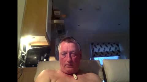 Snapshot of sail_naked chatting on 18, 4, 2026 sail_naked online show from 18, 4, 2026