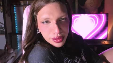 Rose online show from 26, 2, 2025