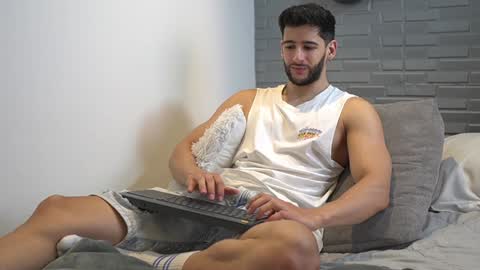 saimon  online show from 14, 1, 2025