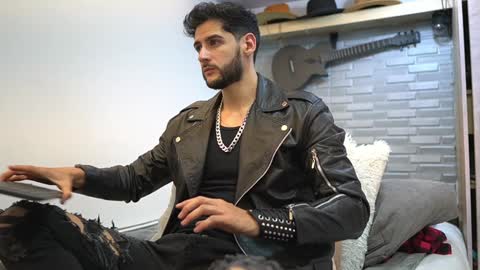 saimon  online show from 31, 1, 2025