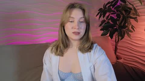 Snapshot of saint__vicious chatting on 3, 6, 2026 saint__vicious online show from 3, 6, 2026