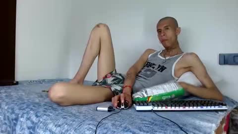 Snapshot of saint_boyy chatting on 8, 1, 2025 saint boy online show from 8, 1, 2025