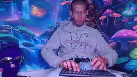 Snapshot of saint_boyy chatting on 23, 1, 2025 saint boy online show from 23, 1, 2025