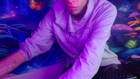 Snapshot of saint_boyy chatting on 10, 2, 2025 saint boy online show from 10, 2, 2025