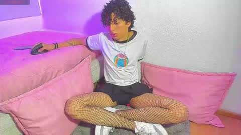 saint_dark online show from 23, 11, 2025