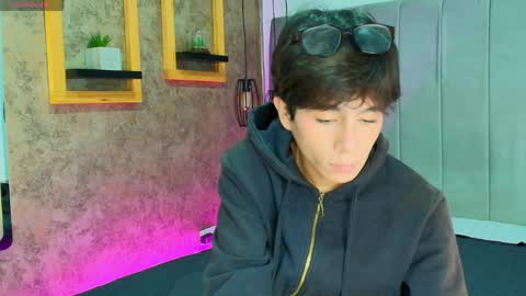 Santi online show from 1, 4, 2026