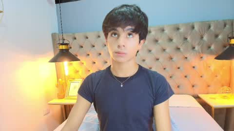 Santi online show from 7, 4, 2026