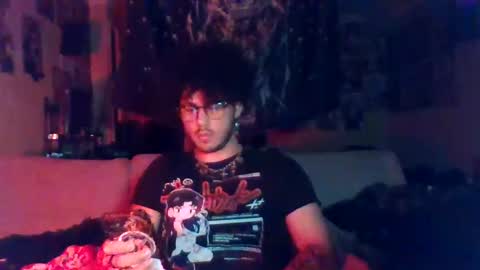 Snapshot of saintscurse chatting on 4, 3, 2025 Saintscurse online show from 4, 3, 2025