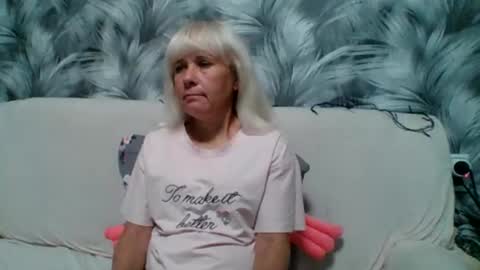 Snapshot of sakura_blonde chatting on 4, 10, 2025 sakura_blonde online show from 4, 10, 2025