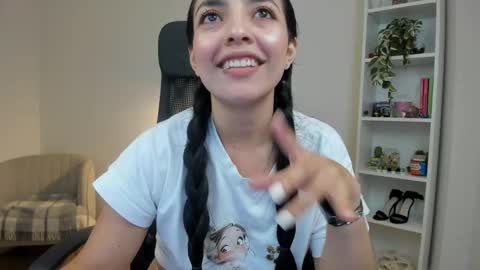 Snapshot of sakura_harper chatting on 5, 6, 2026 Sakura Harper online show from 5, 6, 2026