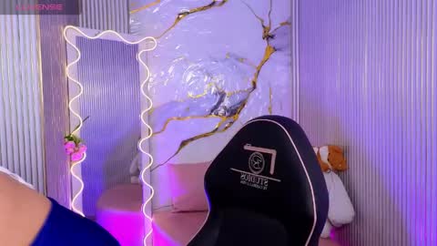  sakura  online show from 22, 4, 2026