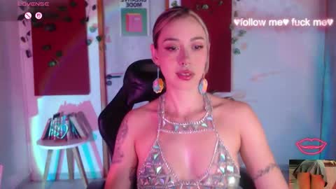 Sakura online show from 28, 11, 2025