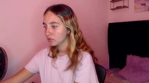 Sakura online show from 7, 11, 2025