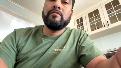 sal cumplaciente online show from 16, 3, 2026