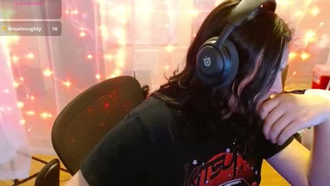 salacious_bunny online show from 30, 11, 2025