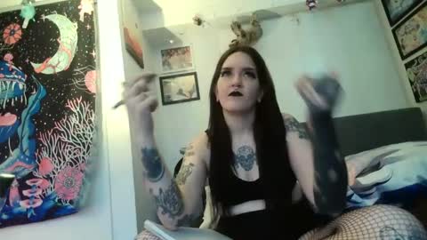 salemsslut online show from 21, 2, 2025