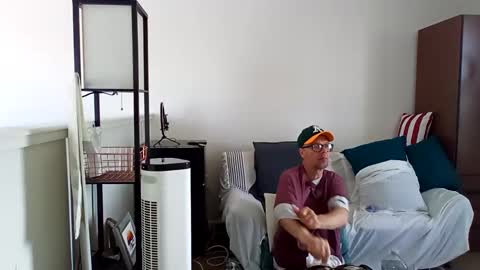 salis1981 online show from 4, 3, 2025