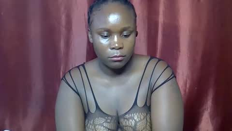 Snapshot of sally_bee1 chatting on 2, 5, 2026 sally_bee1 online show from 2, 5, 2026