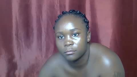 Snapshot of sally_bee1 chatting on 17, 5, 2026 sally_bee1 online show from 17, 5, 2026