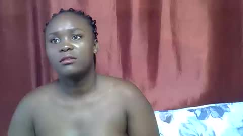 Snapshot of sally_bee1 chatting on 23, 5, 2026 sally_bee1 online show from 23, 5, 2026