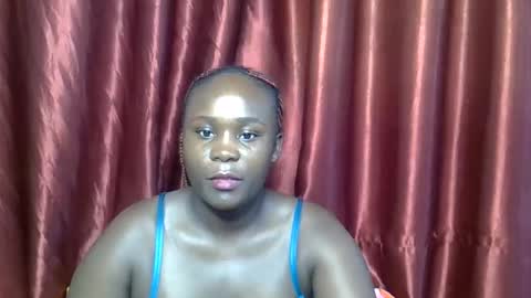 Snapshot of sally_bee1 chatting on 8, 6, 2026 sally_bee1 online show from 8, 6, 2026