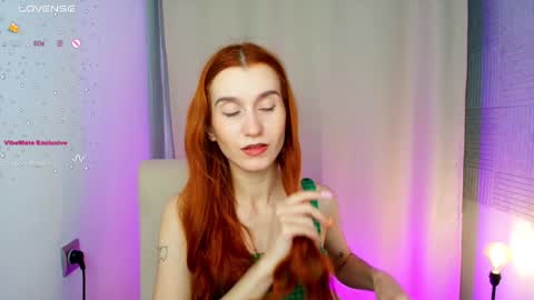Snapshot of sallybiscuit chatting on 8, 2, 2025 Sally online show from 8, 2, 2025
