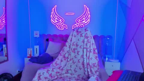 miss Sally online every night from 1am to 8am  Colombia time online show from 8, 3, 2026