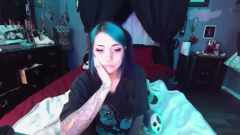 Snapshot of sallylynnxx chatting on 4, 2, 2026 sallylynnxx online show from 4, 2, 2026