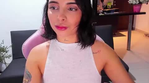 Snapshot of sallymaddoxx chatting on 4, 12, 2024 sallymaddoxx online show from 4, 12, 2024