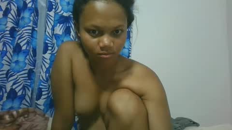 Snapshot of sallywett chatting on 12, 2, 2025 SallyWett online show from 12, 2, 2025