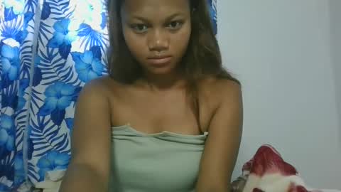 Snapshot of sallywett chatting on 24, 2, 2025 SallyWett online show from 24, 2, 2025