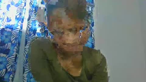 Snapshot of sallywett chatting on 25, 2, 2025 SallyWett online show from 25, 2, 2025